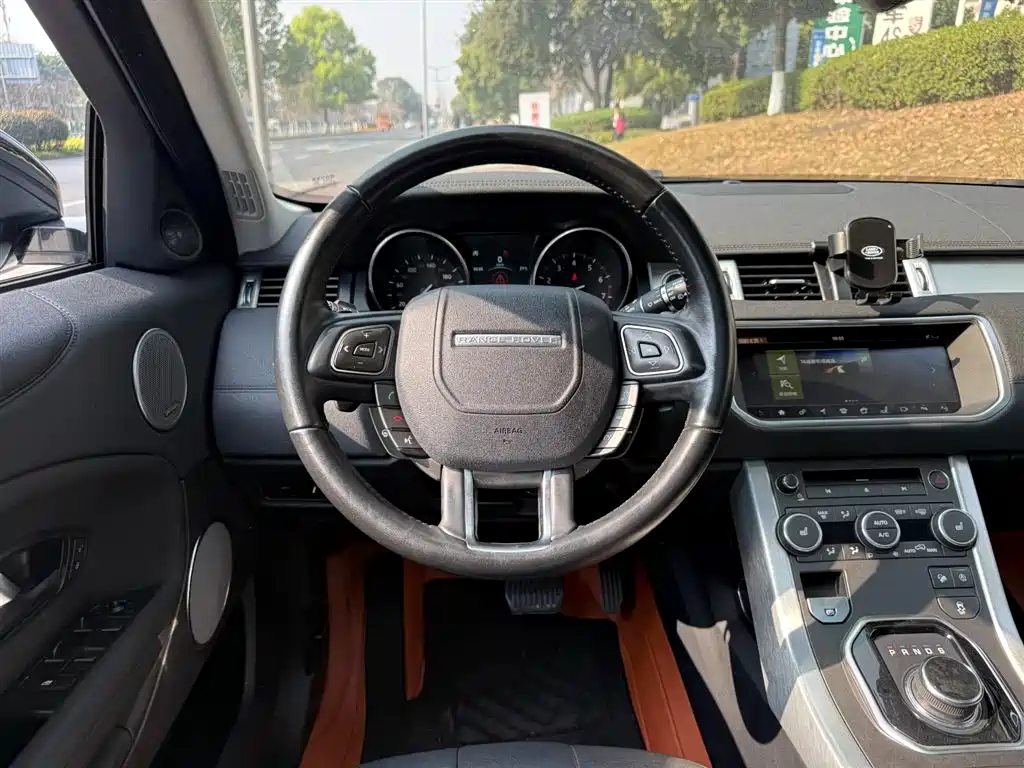 Range Rover Evoque 2018 240PS SE Zhiyao Edition купить на сайте DeffCars