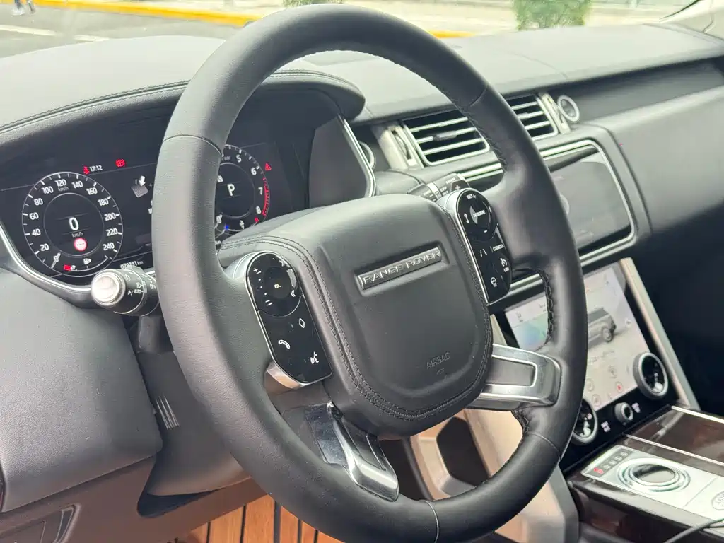 Range Rover 2020 3.0 L6 Legend Extended Edition купить на сайте DeffCars