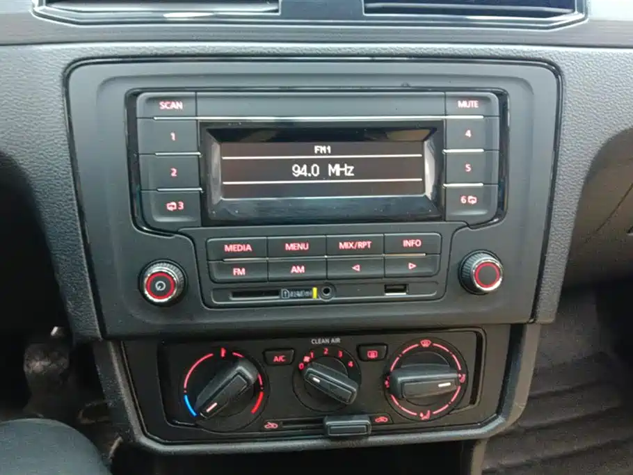 Santana 2021 1.5L Manual Fashion Edition купить на сайте DeffCars