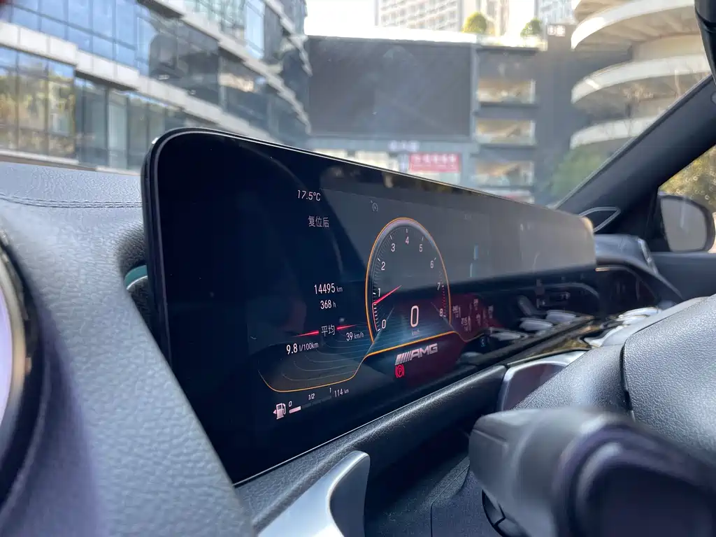 Mercedes-Benz GLB AMG 2021 AMG GLB 35 4MATIC купить на сайте DeffCars