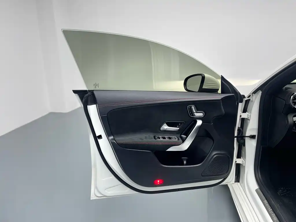 Mercedes-Benz CLA imported 2021 CLA 200 hunting sports car купить на сайте DeffCars