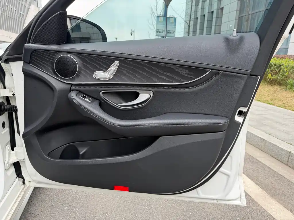 Mercedes-Benz C-Class 2020 C 200 L Fashionable Sports Edition купить на сайте DeffCars