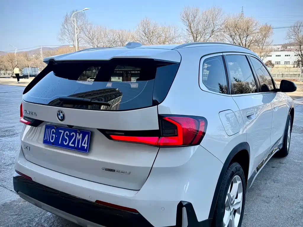 BMW X1 2023 sDrive20Li X Design Package купить на сайте DeffCars