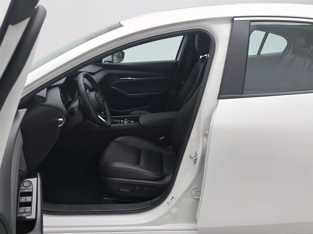 Mazda3 Angkesela 2022 2.0L automatic quality version купить на сайте DeffCars