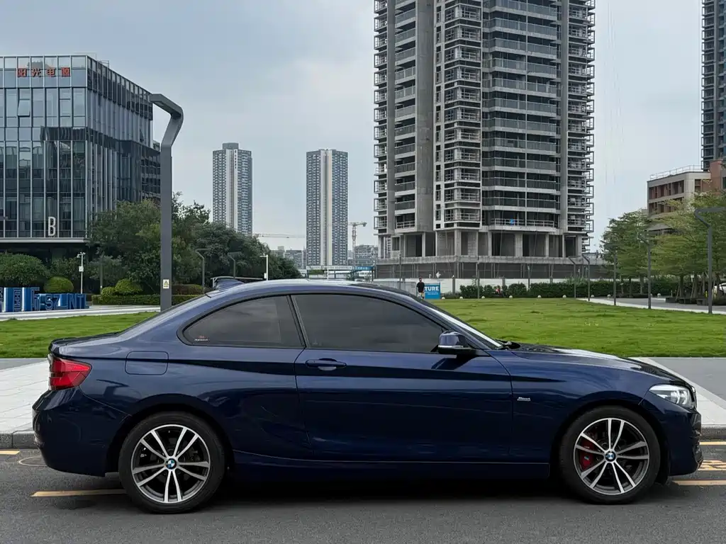 BMW 2 Series Imported 2018 220i Sports Design Package купить на сайте DeffCars