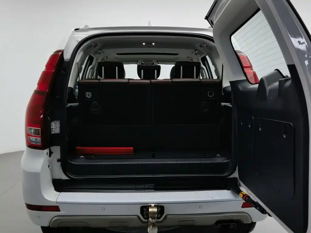 Haval H9 2016 2.0T 4WD Deluxe 7-seater купить на сайте DeffCars