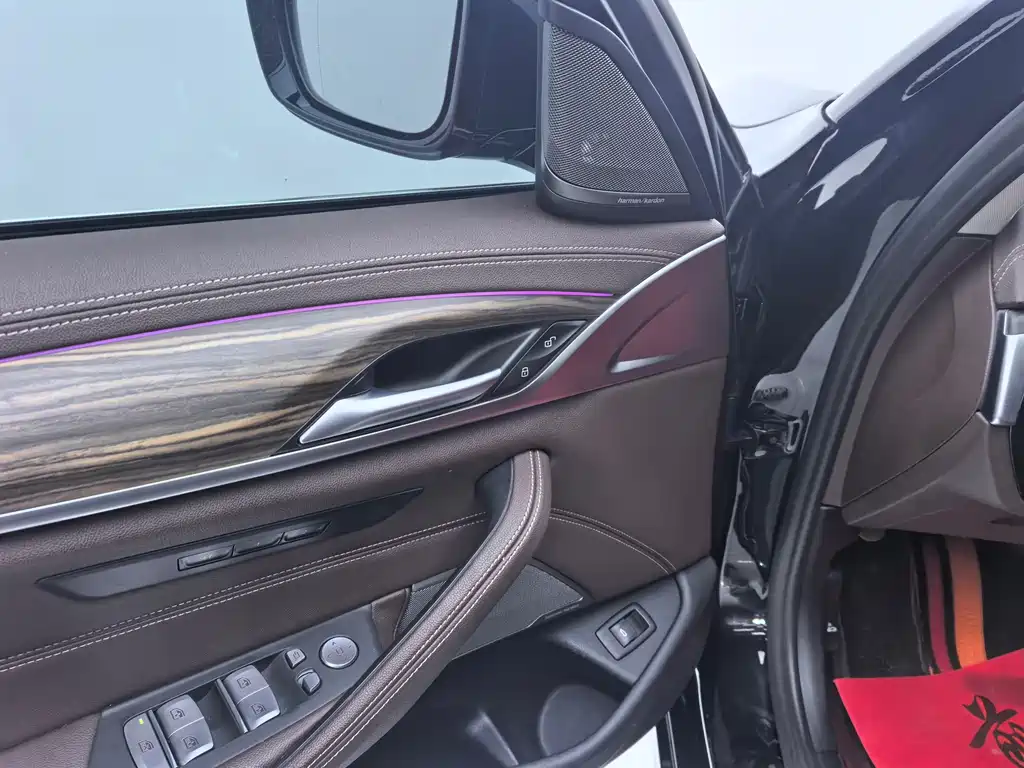 BMW 5 Series 2022 facelift 530Li leading model luxury package купить на сайте DeffCars