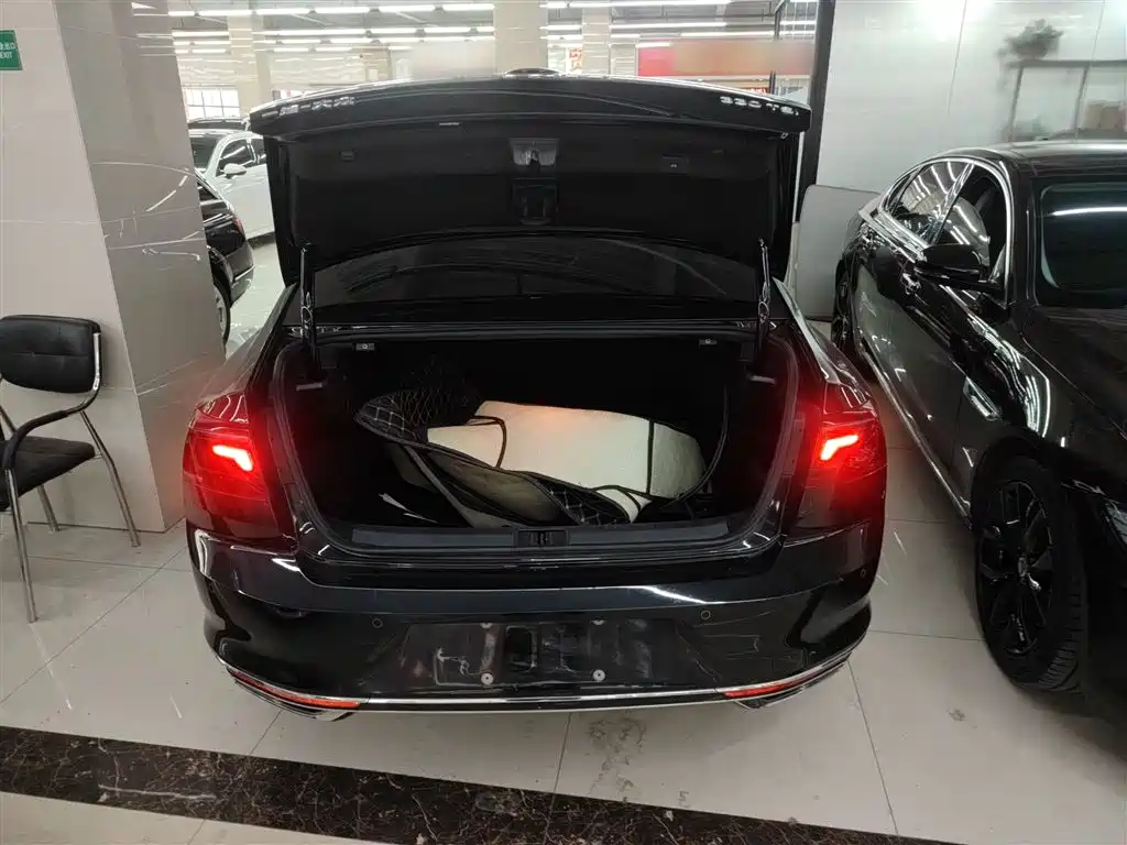 Magotan 2023 2 million commemorative edition 330TSI DSG luxury model купить на сайте DeffCars
