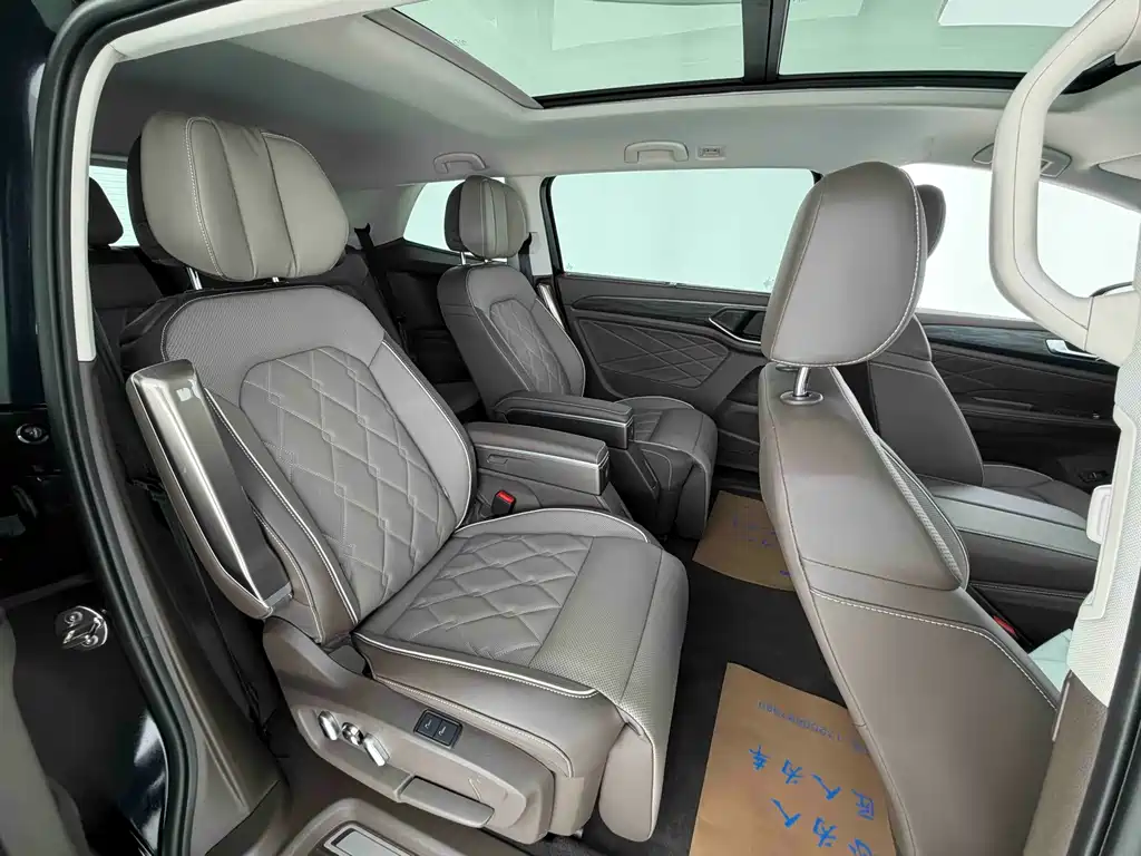 Weiran 2024 380TSI Premium Edition купить на сайте DeffCars