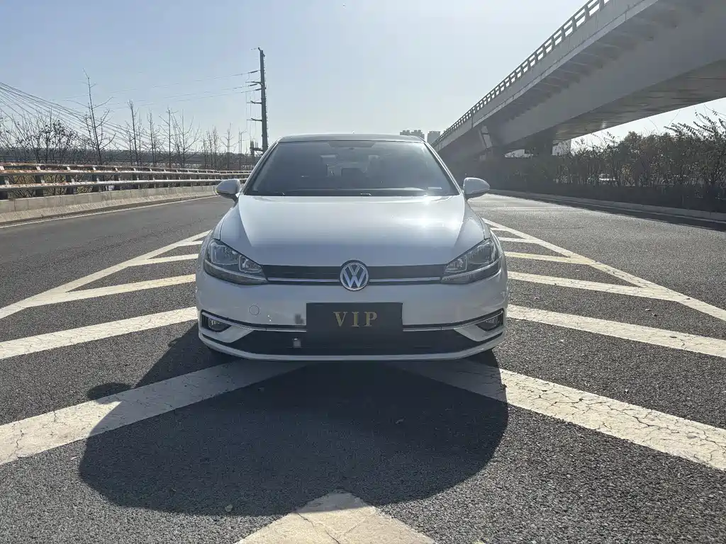 Golf 2018 230TSI automatic comfort type купить на сайте DeffCars