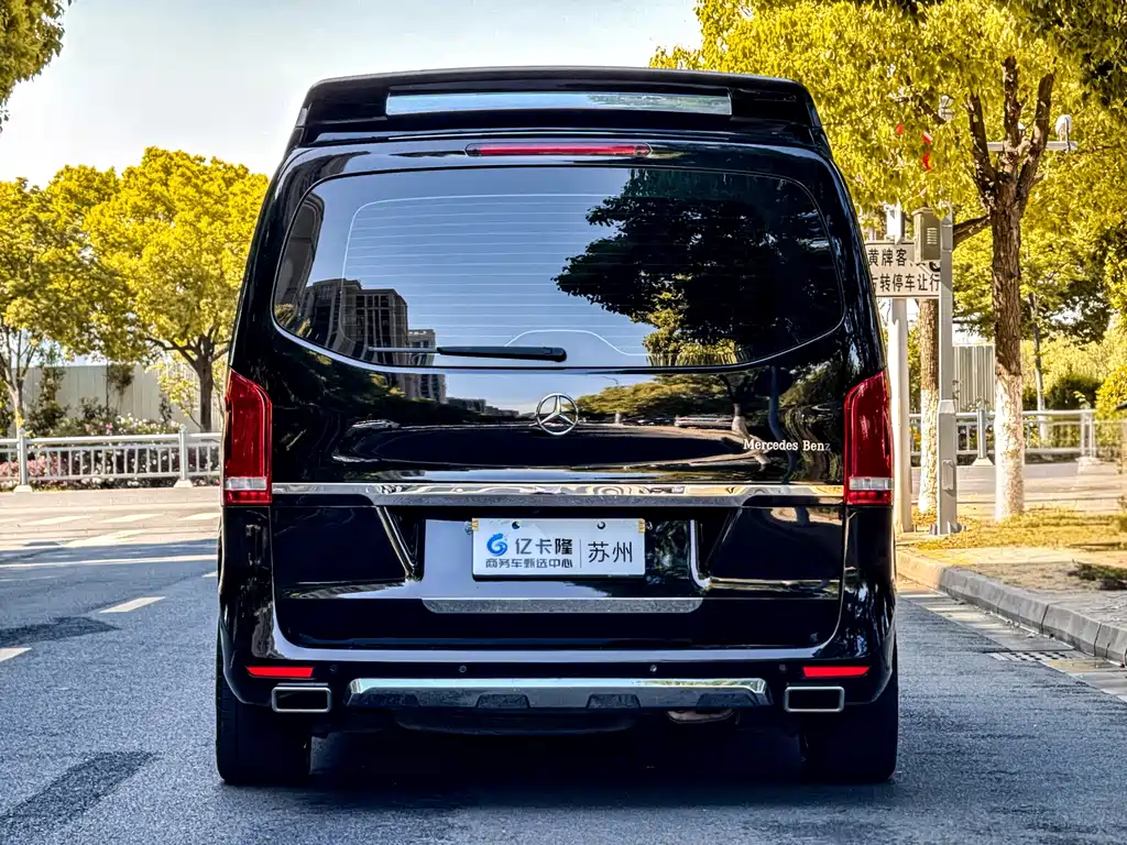 Vito 2023 2.0T Business Edition 7 seats купить на сайте DeffCars