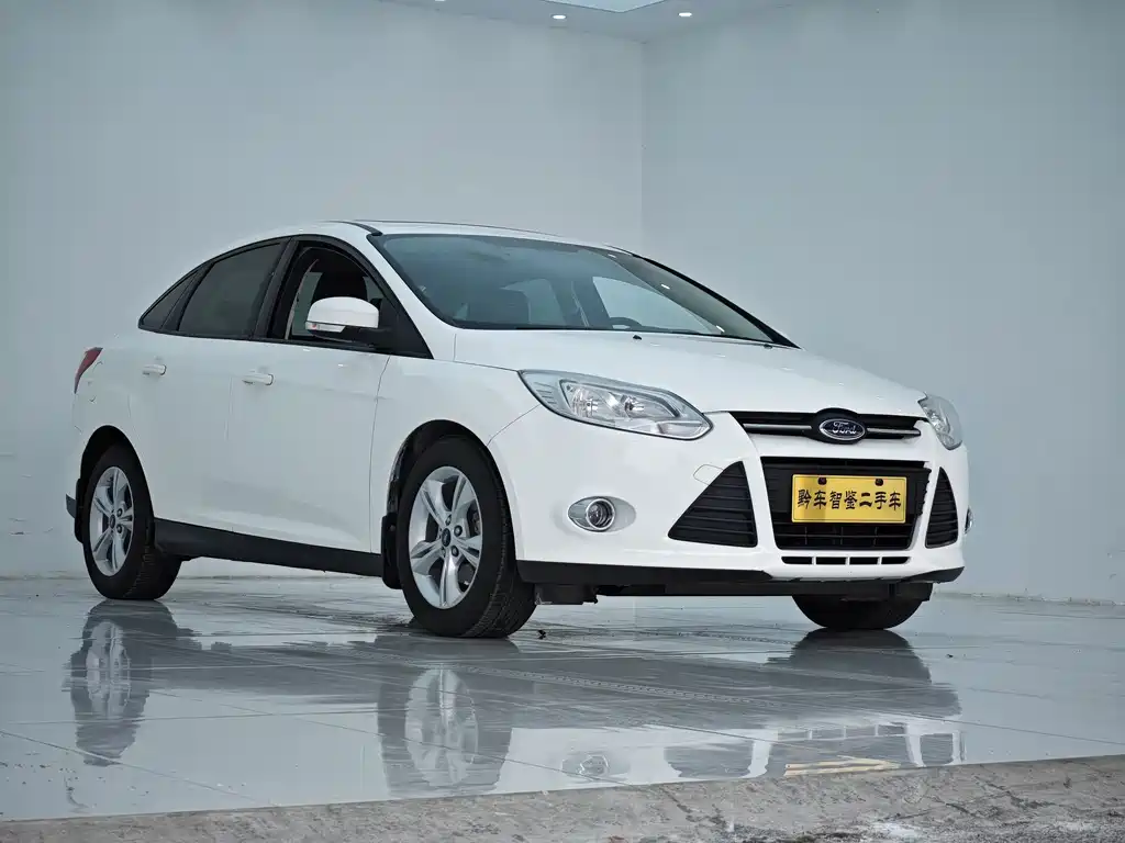 Focus 2012 sedan 1.6L automatic fashion model купить на сайте DeffCars