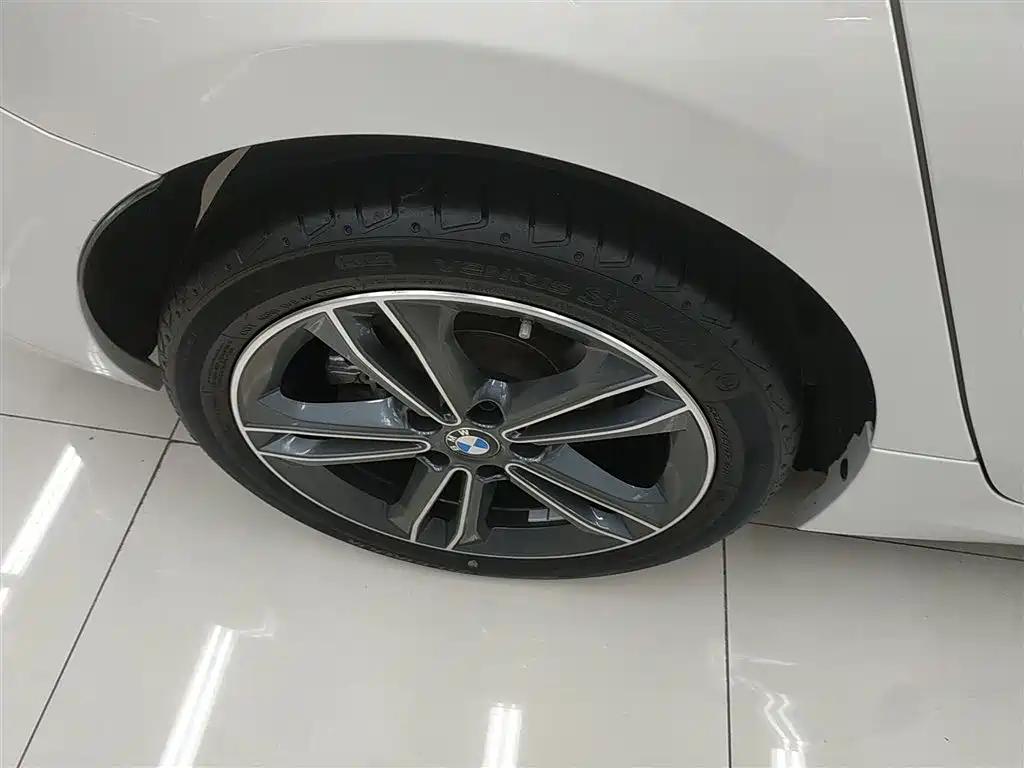 BMW 1 Series 2022 120i M Sports Edition купить на сайте DeffCars