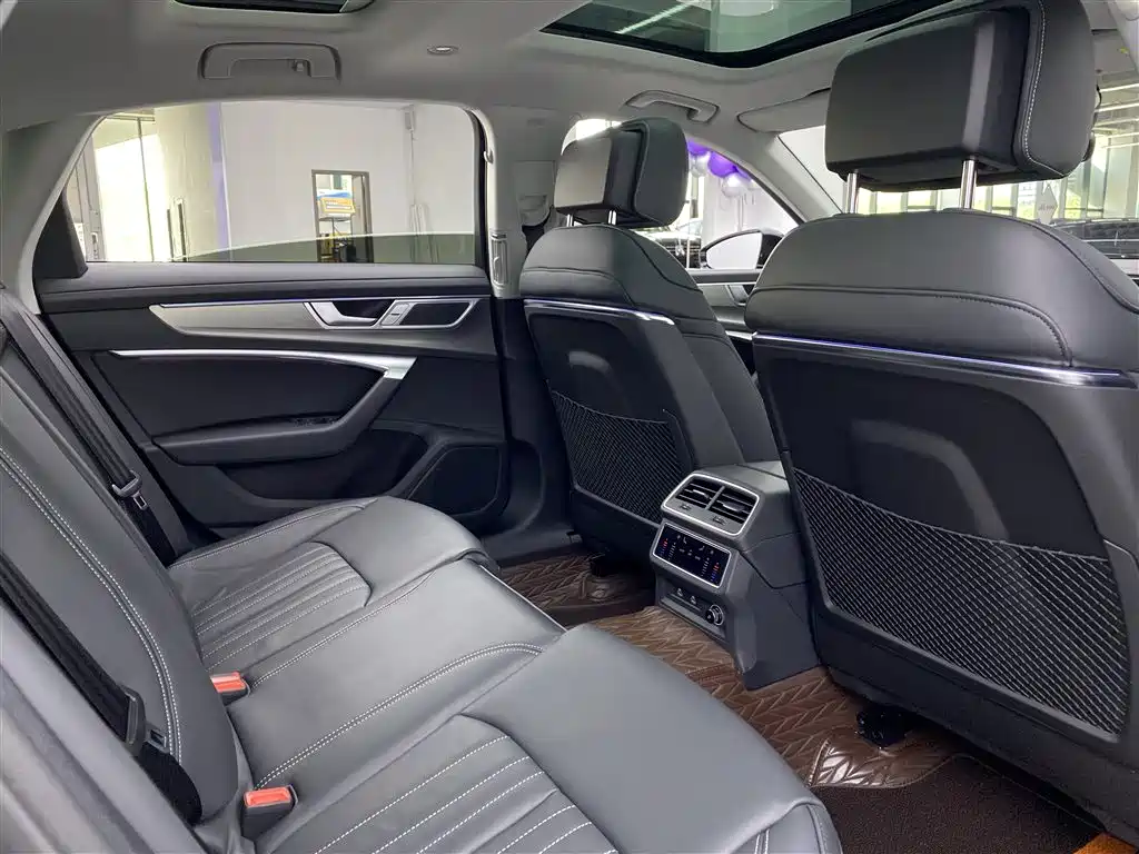 Audi A6L 2024 45 TFSI Premium Elegant Model купить на сайте DeffCars