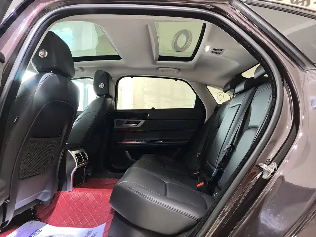 Jaguar XFL 2020 XFL 2.0T P200 two-wheel drive flagship version купить на сайте DeffCars