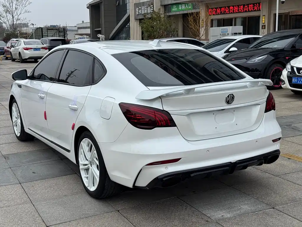 MG 6 New Energy 2020 1.5T Hybrid Trophy Smart Driving Flagship Edition купить на сайте DeffCars