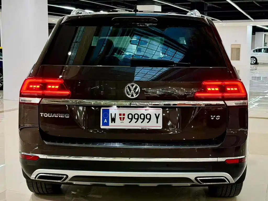 Teramont 2020 380TSI 4WD Deluxe Edition Country VI купить на сайте DeffCars