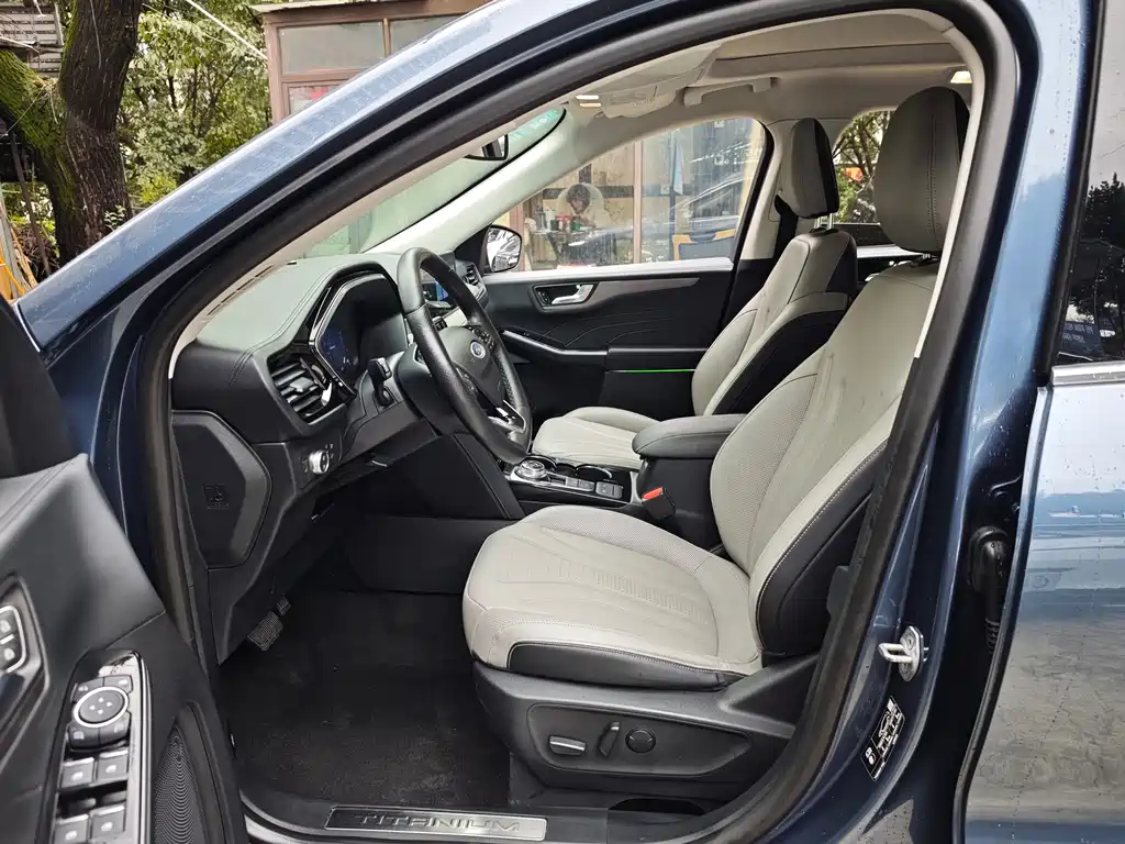 Ruiji 2020 EcoBoost 245 four-wheel drive premium model купить на сайте DeffCars