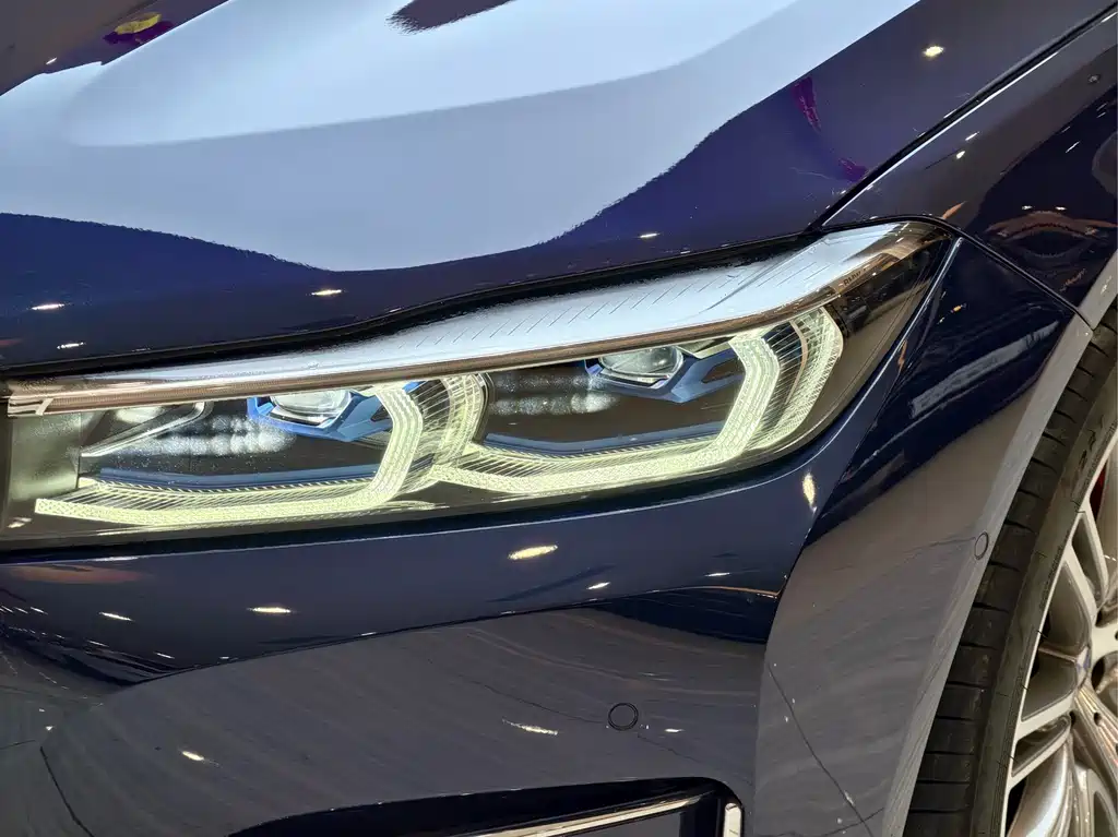 BMW 7 Series 2019 740Li xDrive Executive Luxury Package купить на сайте DeffCars