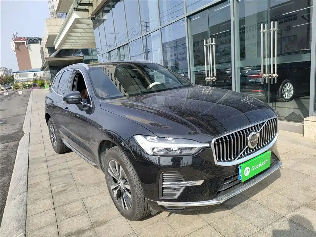 Volvo XC60 2025 B5 four-wheel drive Zhiyi Luxury Edition купить на сайте DeffCars