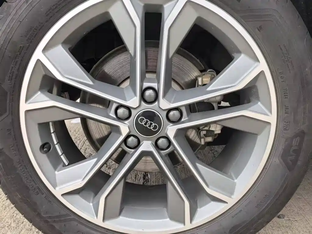 Audi Q3 2022 35 TFSI Fashionable and Dynamic купить на сайте DeffCars