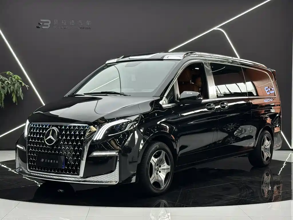 Vito 2023 2.0T Business Edition 7 seats купить на сайте DeffCars