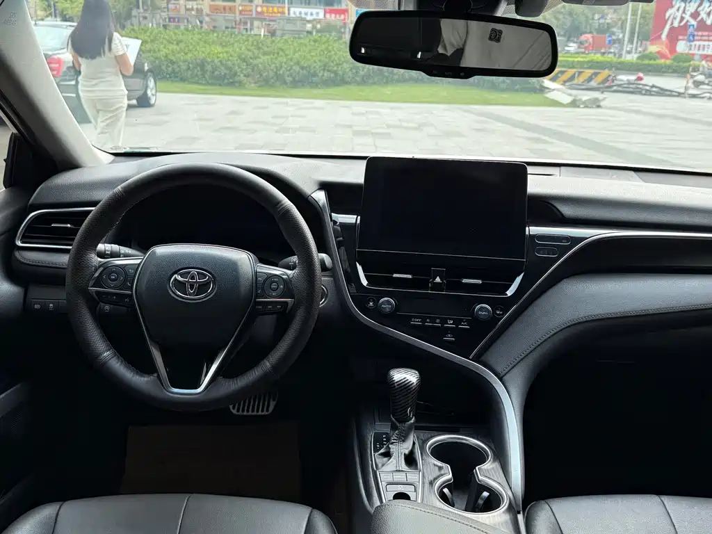 Camry 2021 2.5G Deluxe Edition купить на сайте DeffCars