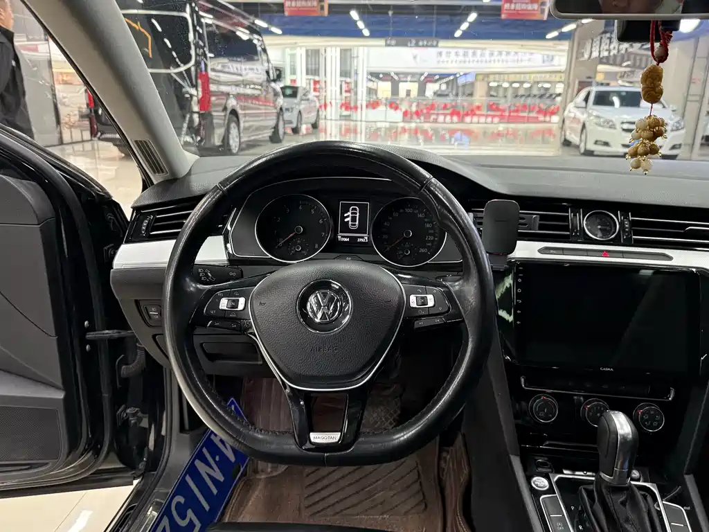 Magotan 2018 330TSI DSG leading model купить на сайте DeffCars