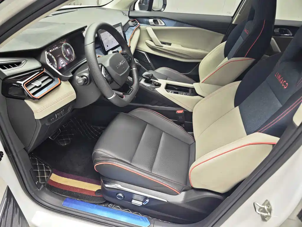 Lynk & Co 06 2020 1.5T Yao Halo купить на сайте DeffCars