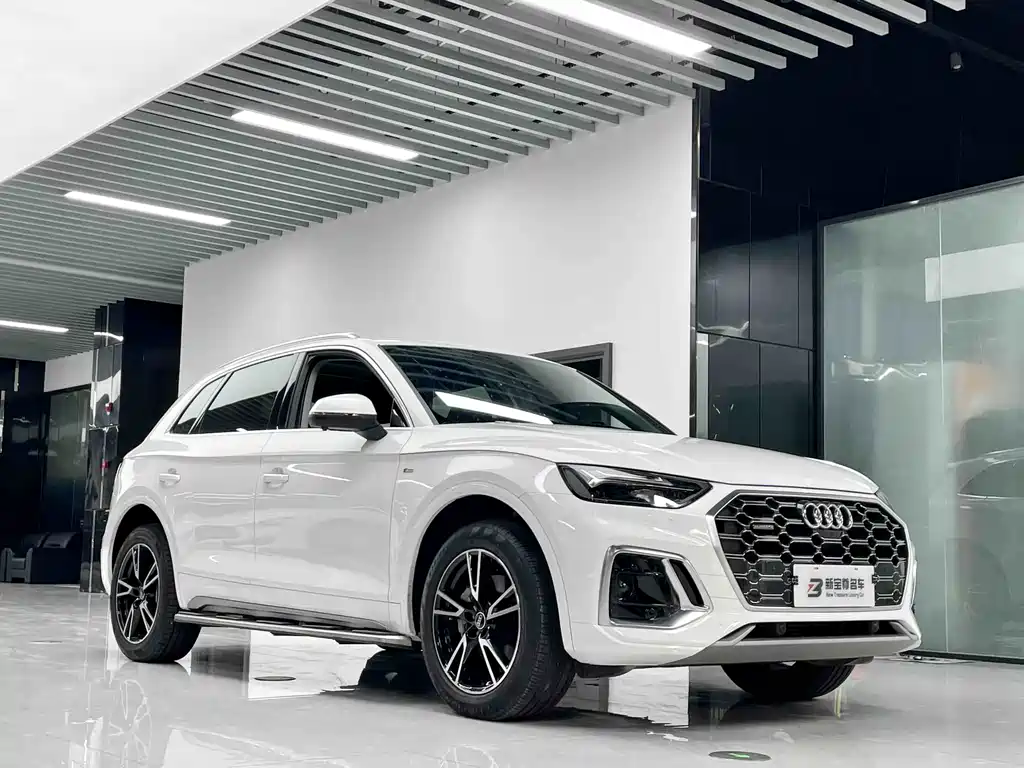 Audi Q5L 2024 40 TFSI fashionable and dynamic купить на сайте DeffCars
