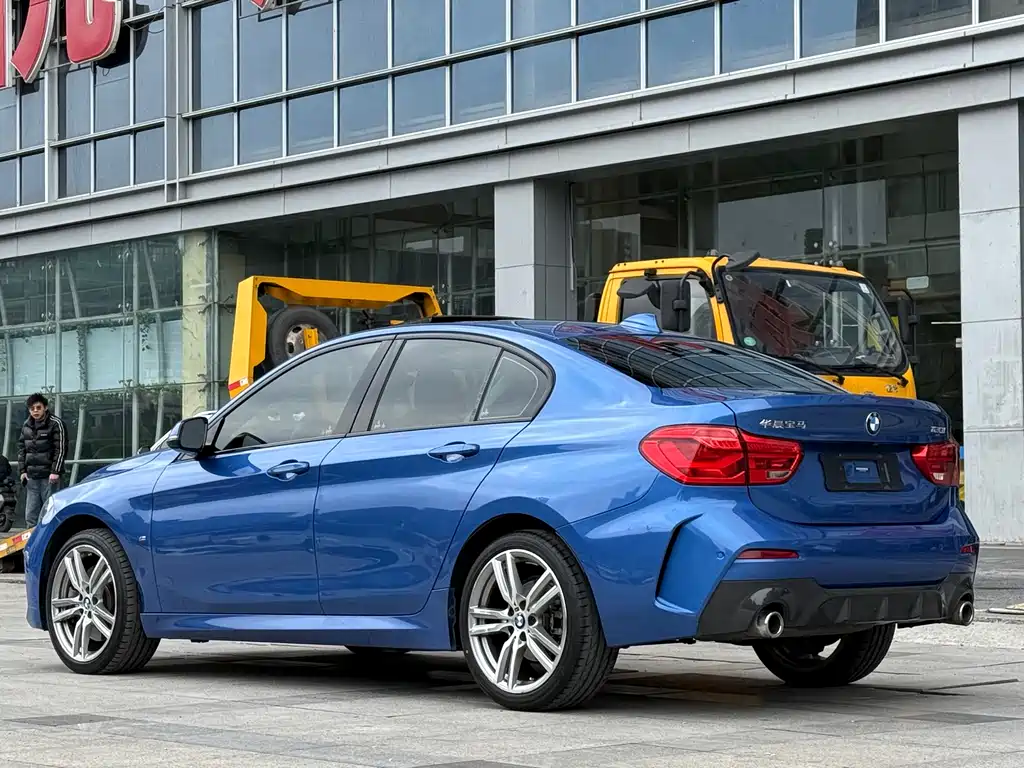 BMW 1 Series 2019 120i Leading M Sports Package купить на сайте DeffCars