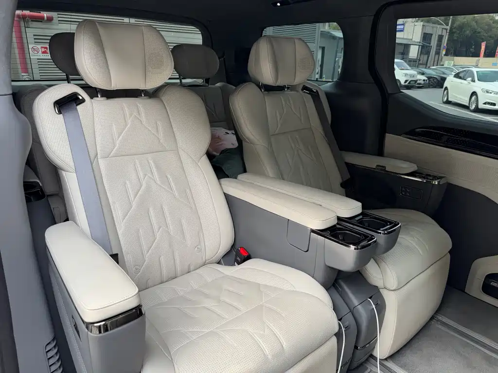 Jikrypton 009 2024 six-seat executive version four-wheel drive 108kWh купить на сайте DeffCars