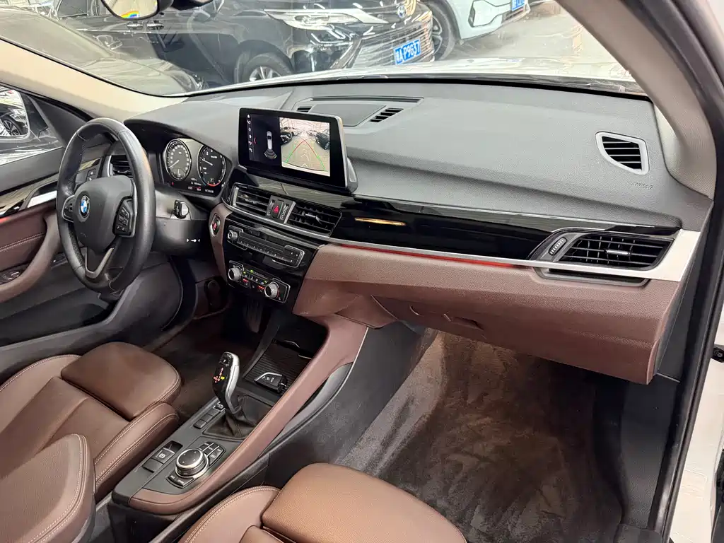 BMW X1 2022 sDrive20Li Fashion Model купить на сайте DeffCars