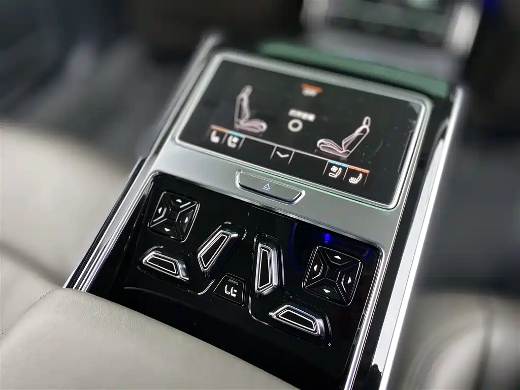 Audi A8 2019 facelift Plus A8L 55 TFSI quattro luxury model купить на сайте DeffCars