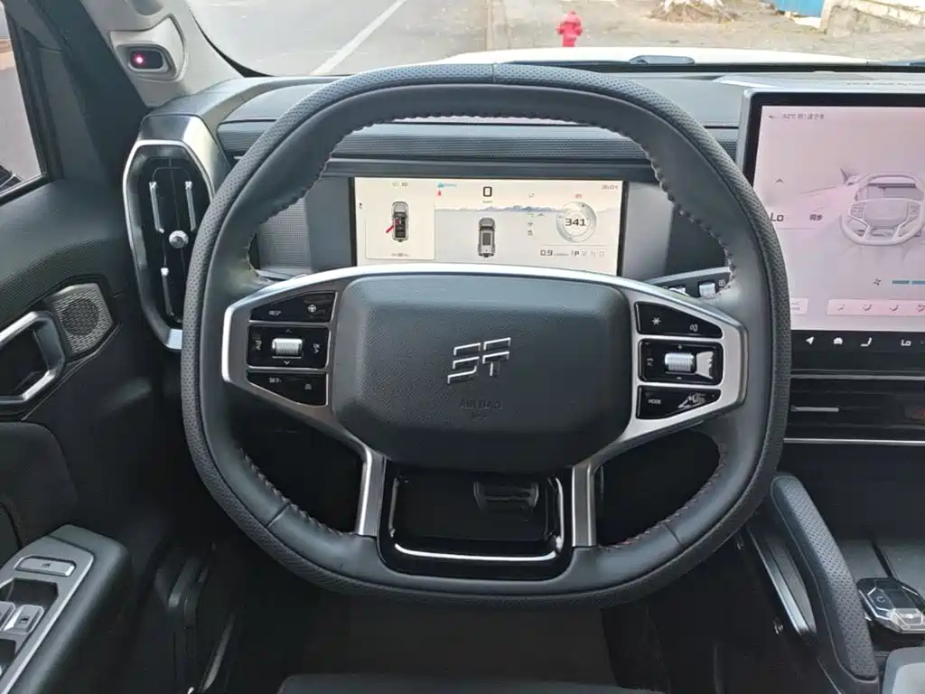Jietu Traveler 2023 2.0T four-wheel drive crossover PRO купить на сайте DeffCars