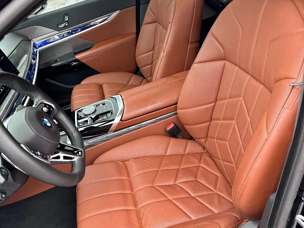 BMW 7 Series 2023 facelift 740Li exclusive M sports package купить на сайте DeffCars