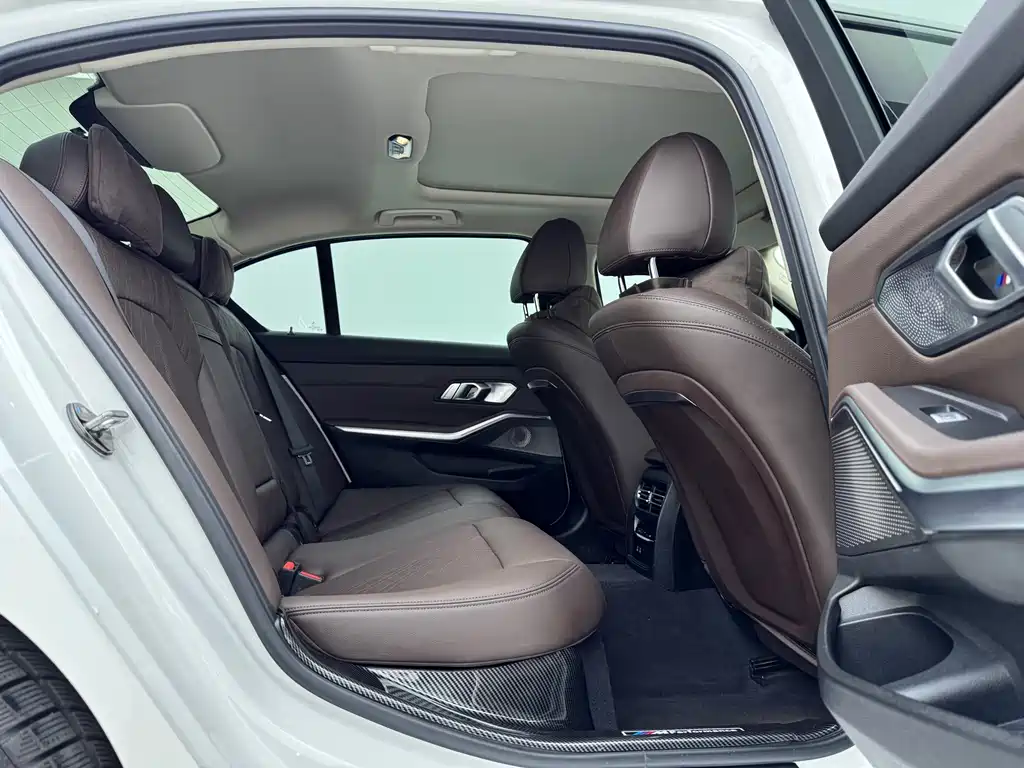 BMW 3 Series 2023 325Li M Sports Package купить на сайте DeffCars