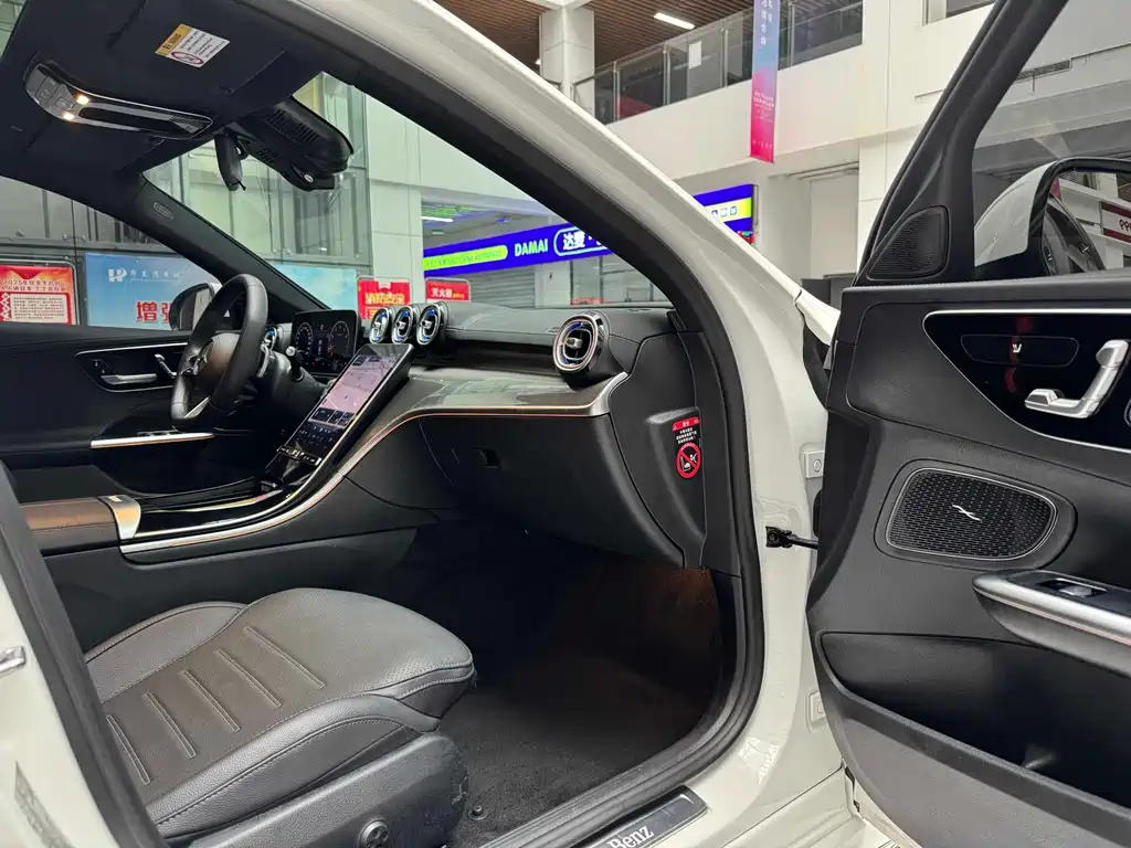 Mercedes-Benz C-Class 2023 facelift C 260 L sports version купить на сайте DeffCars