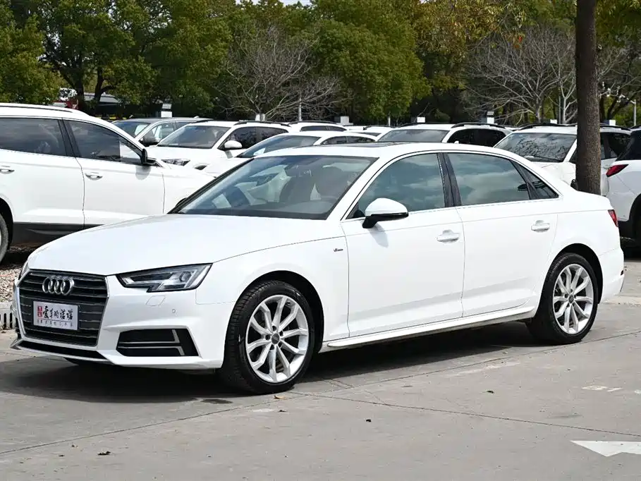 Audi A4L 2017 40 TFSI Fashion Type купить на сайте DeffCars