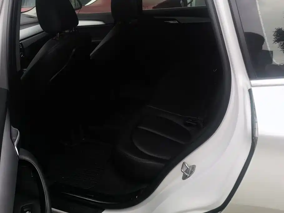 BMW X1 2018 sDrive20Li Leading Model купить на сайте DeffCars