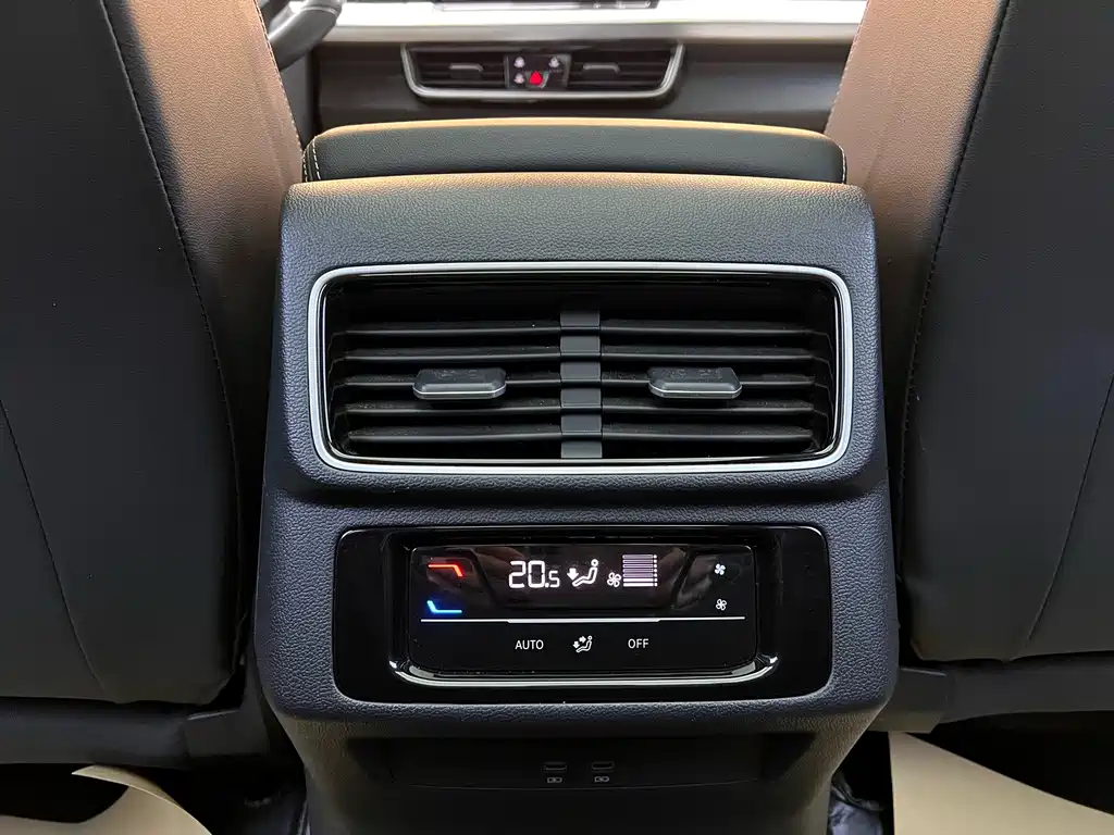 Lanxun 2024 380TSI four-wheel drive R-Line cruise version купить на сайте DeffCars