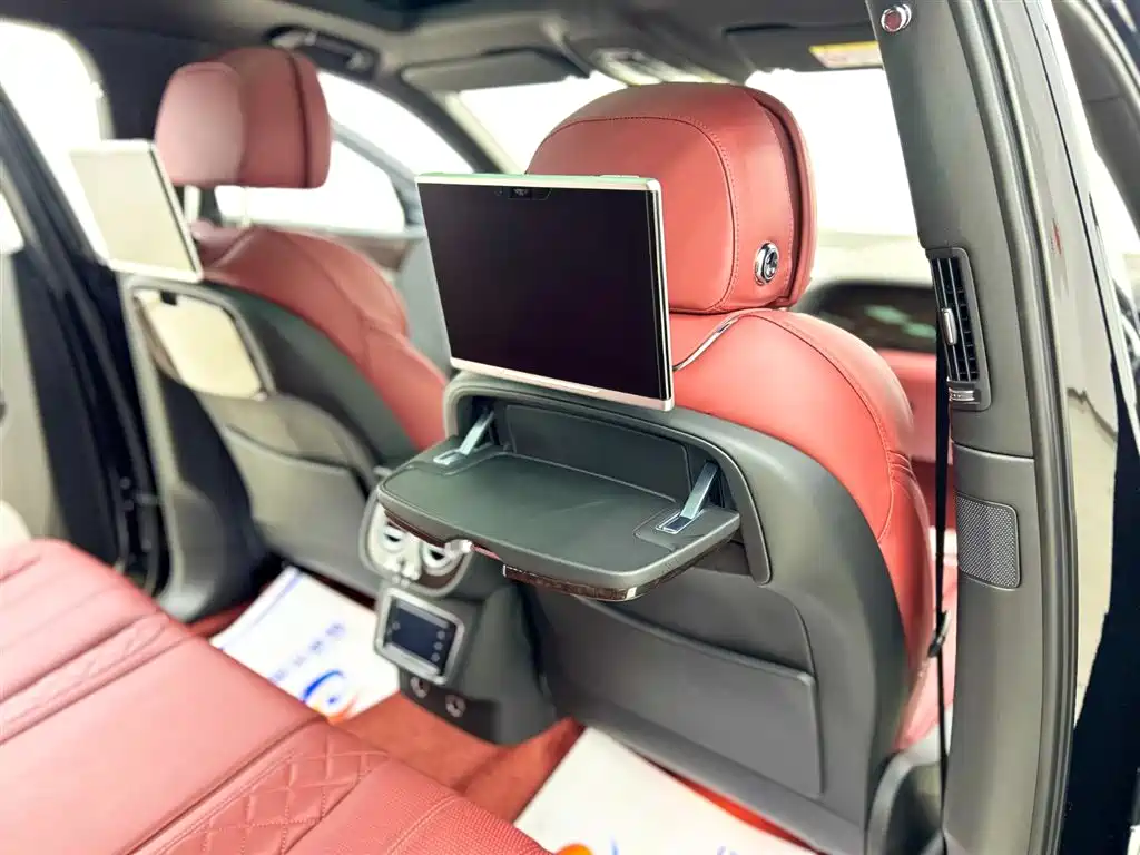 Bentayga 2016 6.0T Standard Edition купить на сайте DeffCars