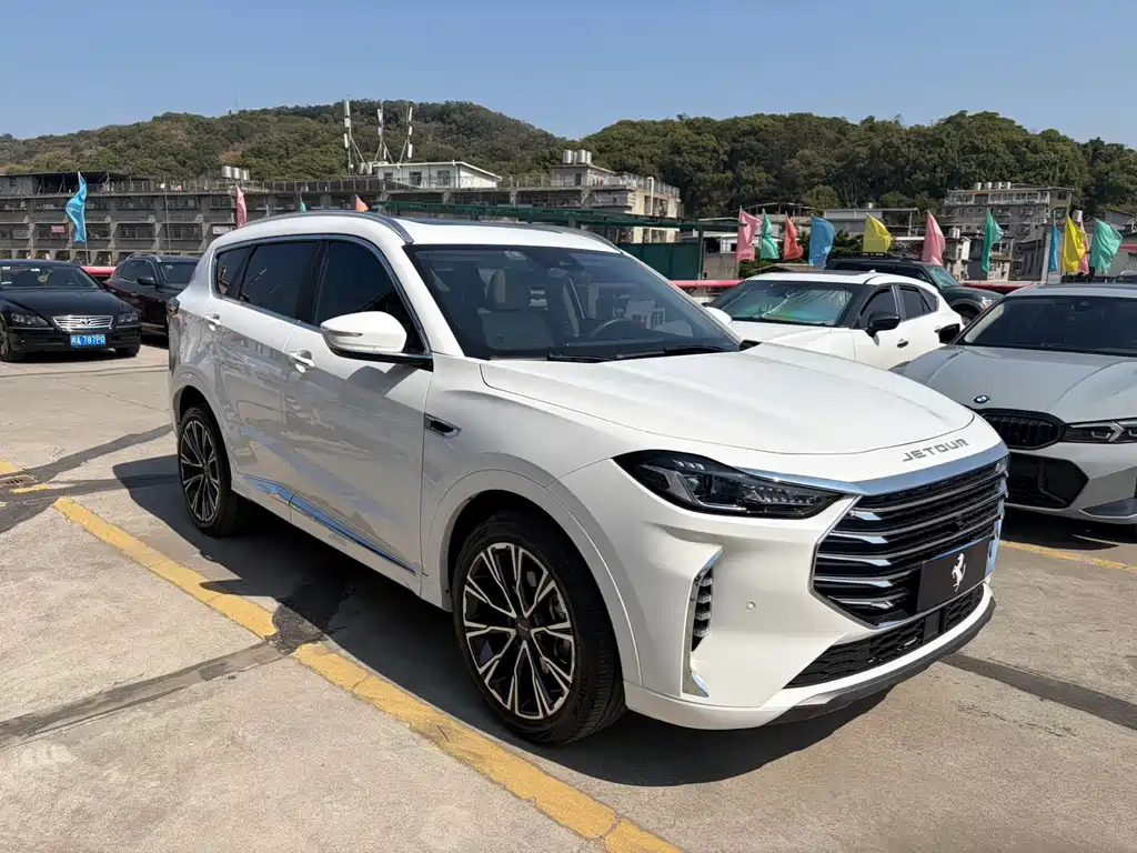 Jietu X70 PLUS 2023 2.0T DCT Powerful MAX 5-seater купить на сайте DeffCars