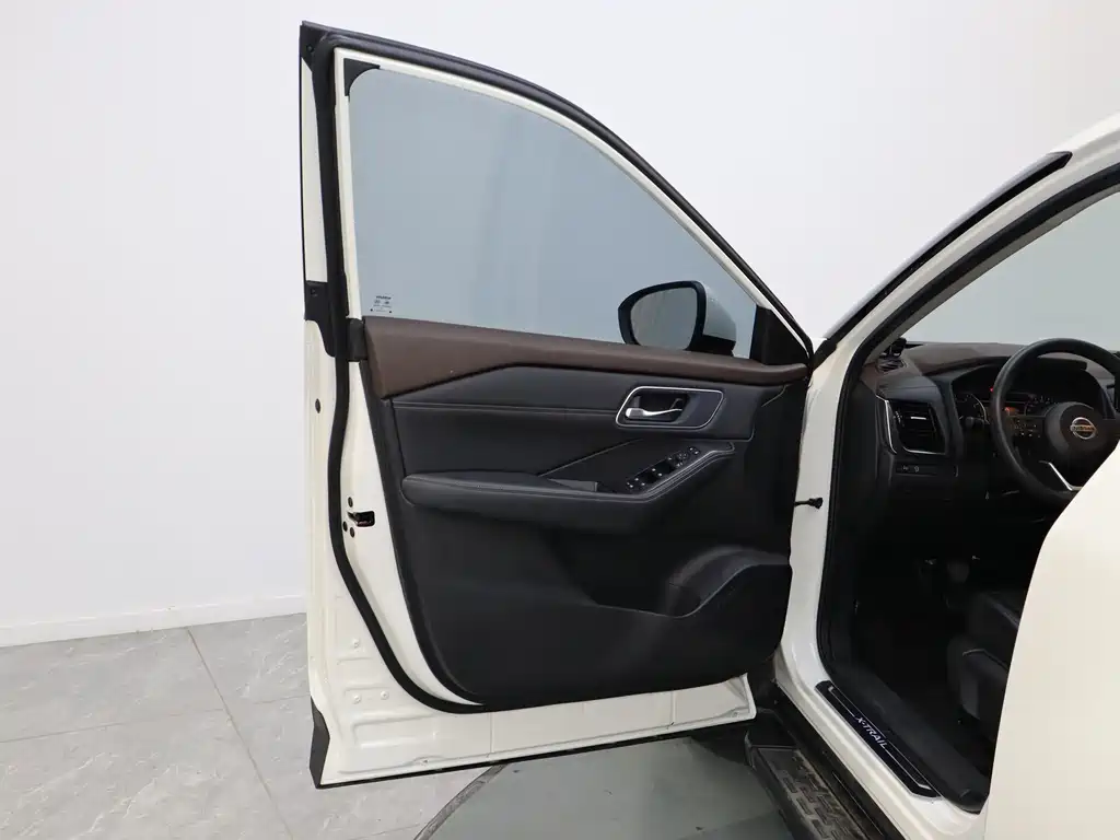 X-Trail 2021 VC-Turbo 300 CVT 2WD Comfort Edition купить на сайте DeffCars