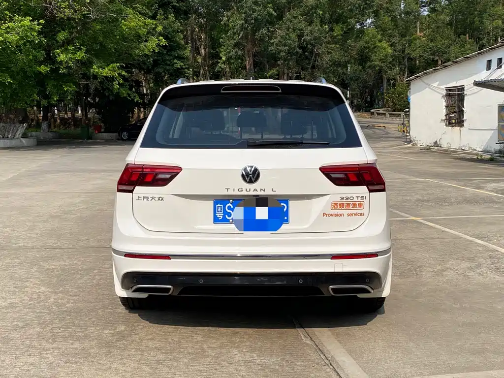 Tiguan L 2021 330TSI automatic two-wheel drive R-Line version купить на сайте DeffCars