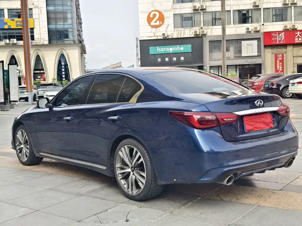 Infiniti Q50L 2022 2.0T Premium Edition купить на сайте DeffCars