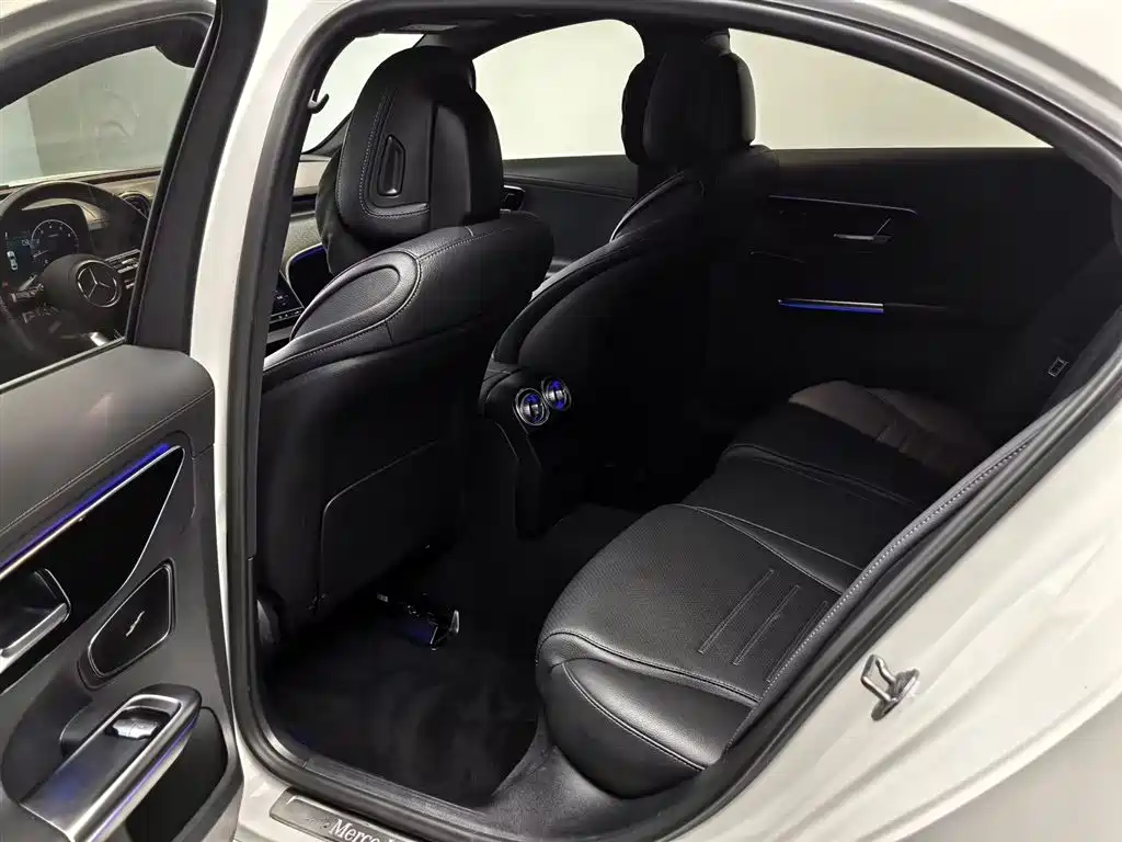 Mercedes-Benz C-Class 2023 C 260 L Sports Edition купить на сайте DeffCars