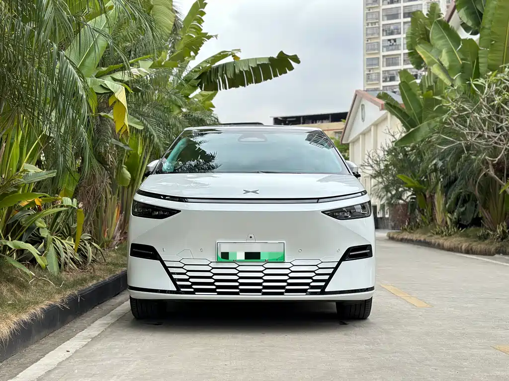 Xpeng X9 2025 pure electric 740 long battery life Max купить на сайте DeffCars