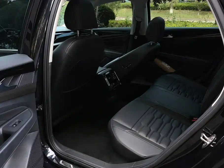 Passat 2020 330TSI Elite Edition National V купить на сайте DeffCars