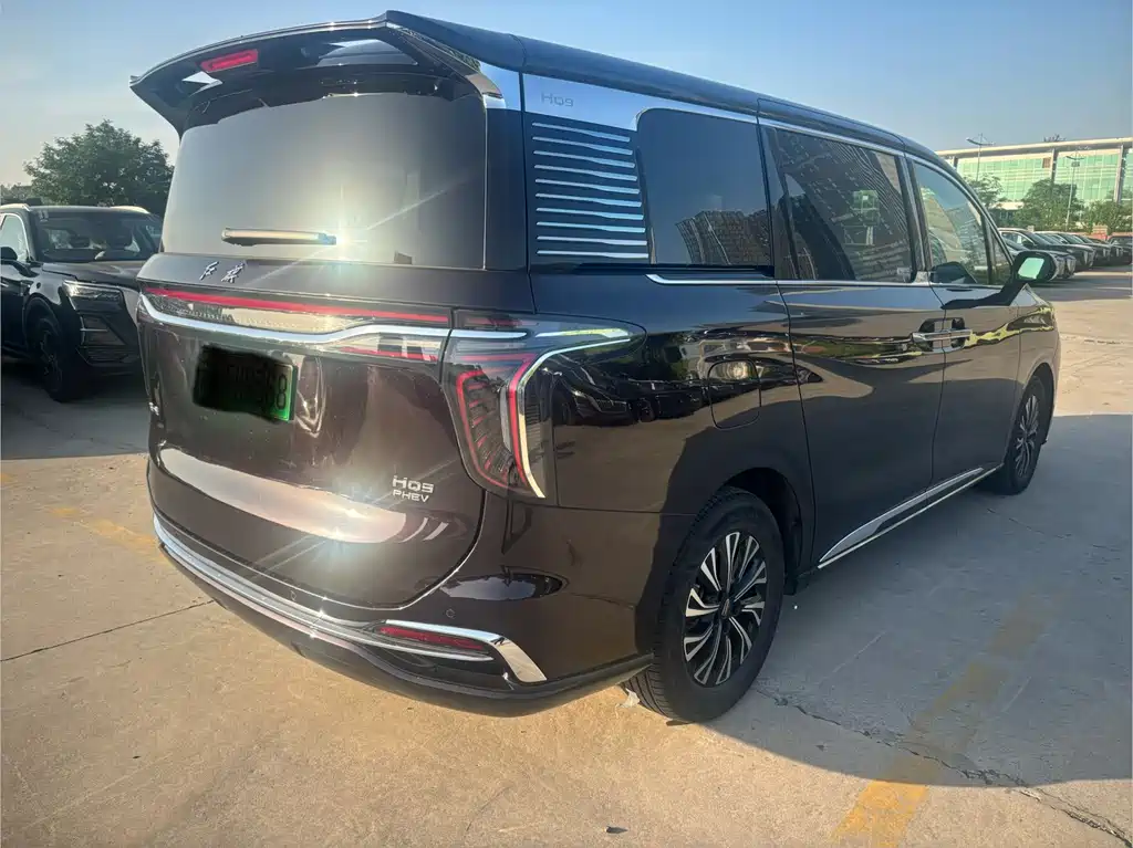 Hongqi HQ9 PHEV 2024 2.0T four-wheel drive luxury version купить на сайте DeffCars